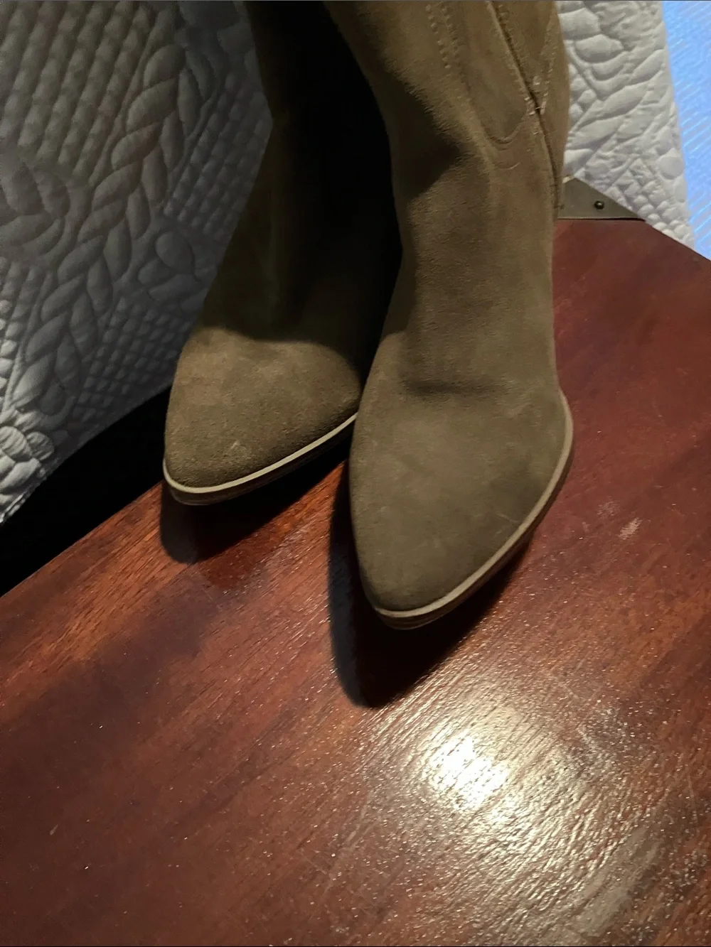 Brand New/Never worn Blondo Taupe waterproof Suede Knee-High boots- 7.5